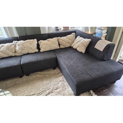 Ruime comfortabele hoekbank (elementen/ zwarte/antraciet stof)