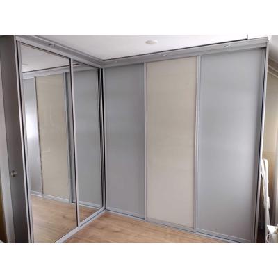 Schuifkast met spotjes 