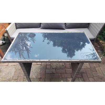 Loungebank en tafel