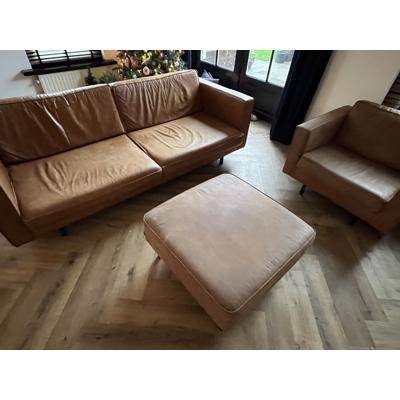 Bankstel met stoel en hocker