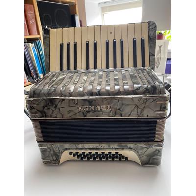 Accordeon Höhner 32 bas