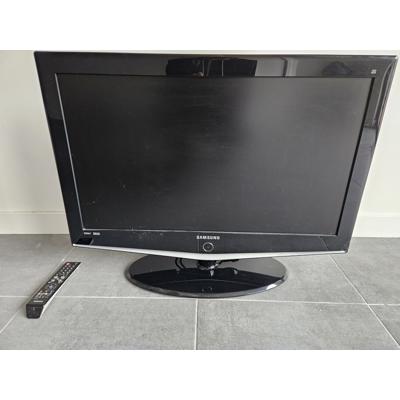 Samsung LE32R76B tv met afstandsbediening
