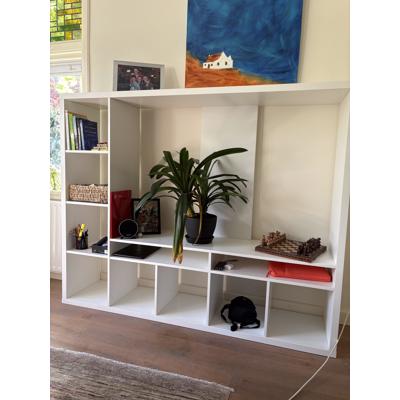 Witte wandkaarten/tv meubel