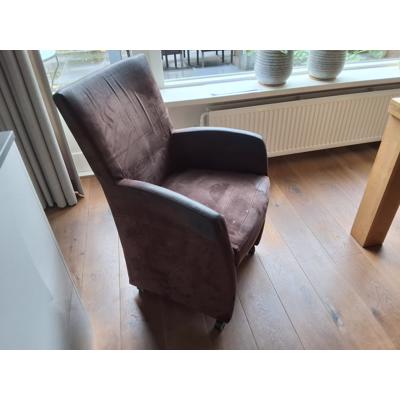 6 eettafel stoelen op wieltjes