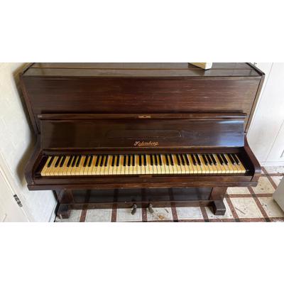 Complete piano