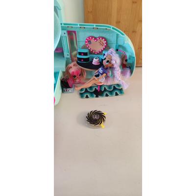 LOL camper met poppetjes