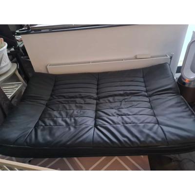 Faith SlaapBank Zwart KunstLeer in zeer goede staat