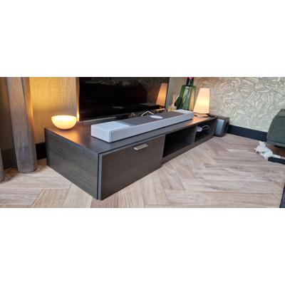 Mooi donkerbruin houten tv meubel