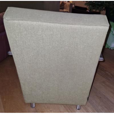 Fauteuil met metalen frame