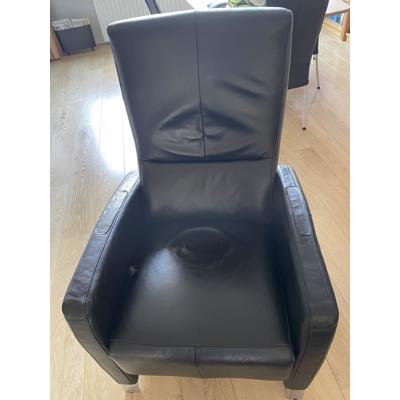 Zwart leren fauteuil uitklapbaar