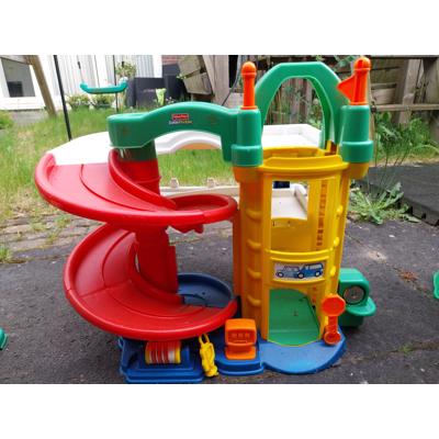 Autogarage fisher price In goede staat