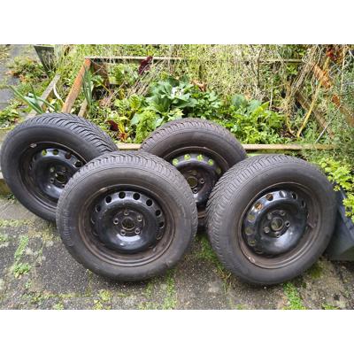 Winterbanden 195/65 R15t met ET47 velgen