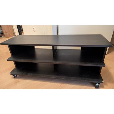TV kast met wieltjes