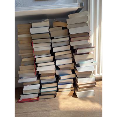 Ongeveer 70 boeken, alles in 1x mee