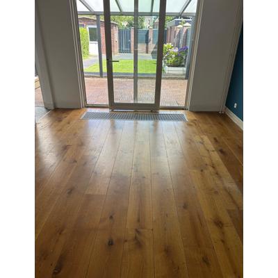 Eikenhouten vloer – Venlo (±20-25m²)