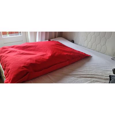 Rood en/of groen zitkussen