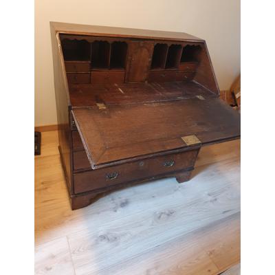 Antiek houten bureau