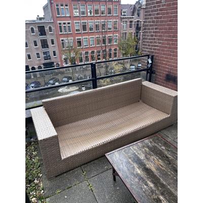 Mooie buitenbank inclusief matras