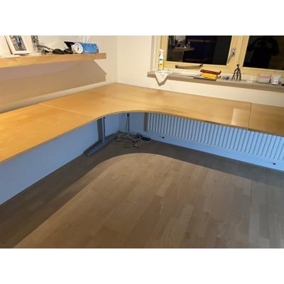 Hoek bureau, 2.40 x 2.80