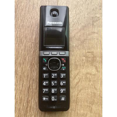 Twee geschakelde dect telefoons