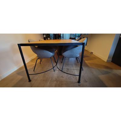 Design Eettafel Pilat & Pilat - afmetingen 2 bij 1 m