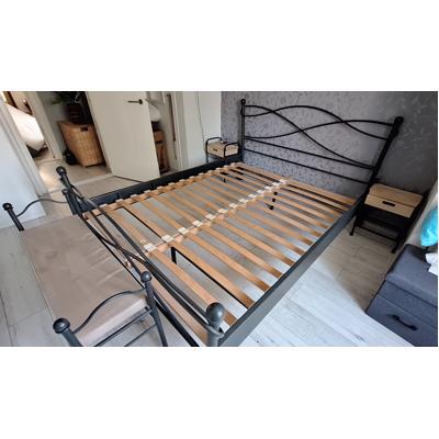 2 persoons ledikant met aankleedbankje