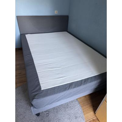 Matras en topper 140x200 (IKEA)