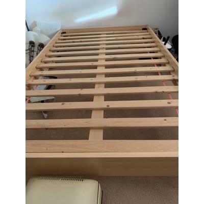 Bed (Twijfelaar) l. 2.25 cm br. 1.25cm