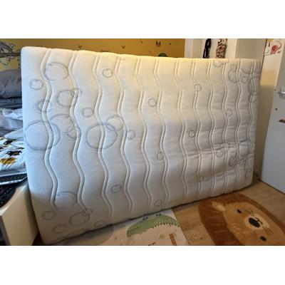 Matras 140x200  (Zo goed als nieuw)