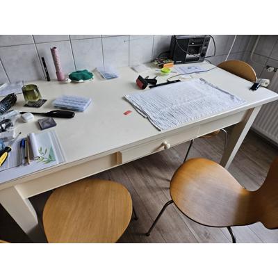 Keukentafel, degelijk om op te knappen