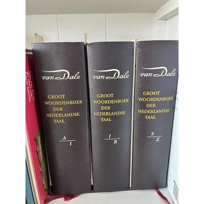 Woordenboek De Grote van Dale: 3 delen van A tot Z uit 1990