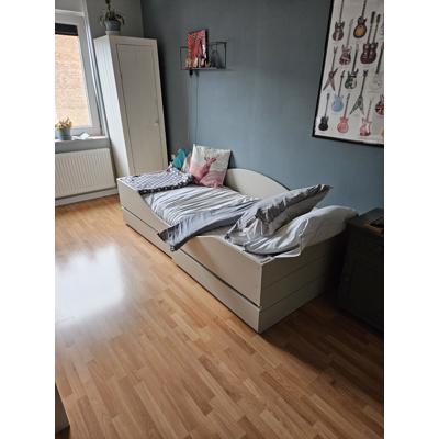 Eenpersoonsbed hout met 2 lades
