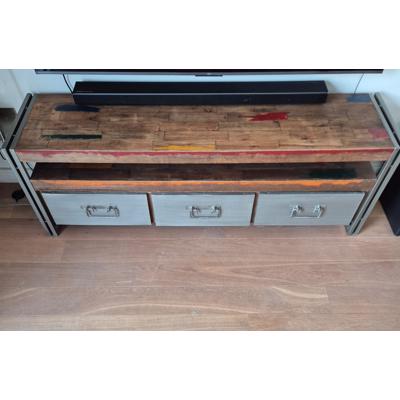 TV meubel industrieel 