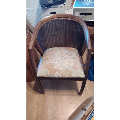 Gratis af te halen retro stoeltje