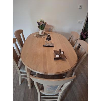 Eettafel+6 stoelen en salontafel