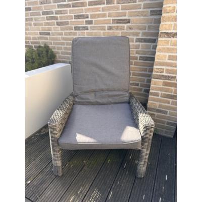 3 Zitsbank en Ligstoel