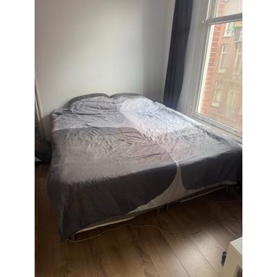 2-persoons boxspring + matras (180*200)