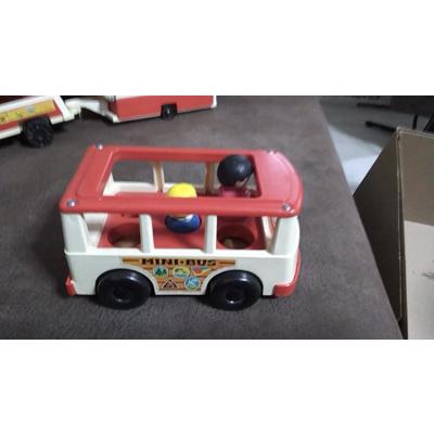 Minibus fisher price 
