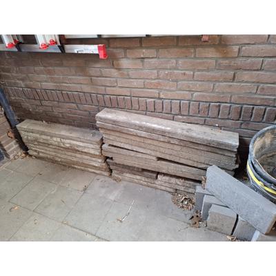 Betonklinkers en opsluitbanden 