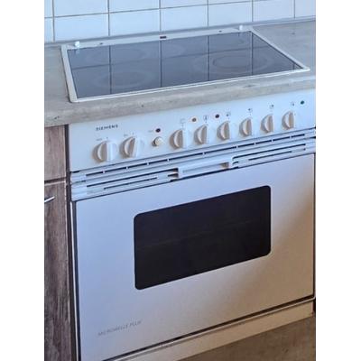 Inbouw oven-magnetron combinatie met elektrische kookplaat (geen inductie)