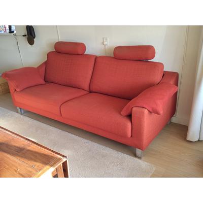 Leolux bank en bijbehorende poef