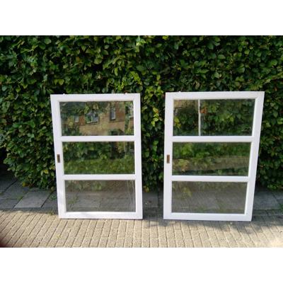 GRATIS Witte kastdeuren hout & glas. Voor kasjes bouwen?