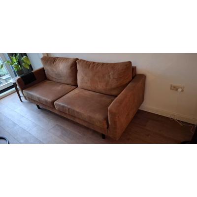 2,5 zits bank in kleur cognac