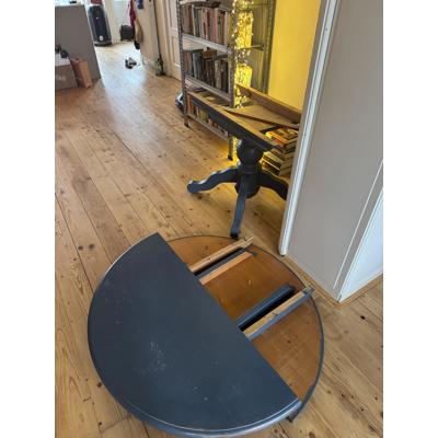 Houten klassieke eettafel