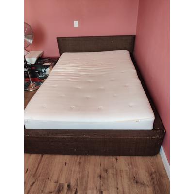 Bed 140x200