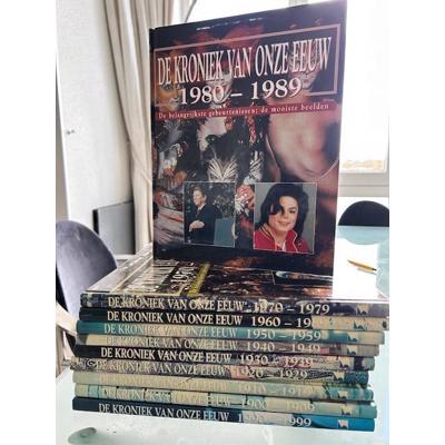 10 boeken over wereldgeschiedenis van 1900-1999 in zeer goede staat