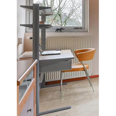 Degelijk bureau, zo goed als nieuw