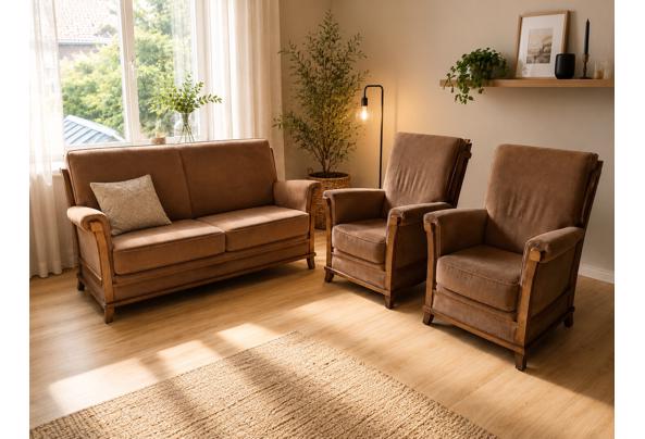 Driedelig bankstel - DD7BAF9F-81DB-491E-9934-BB97A188193F