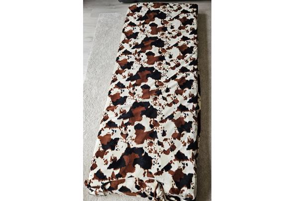 Matras met beschermhoes - 20250817_115006