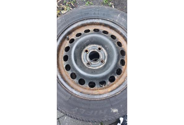 Autovelg opel steek 4x110 goede banden - 20250211_105444